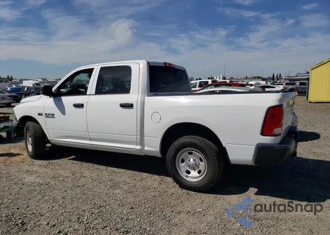 2018 Ram 1500 St z USA, uszkodzony, nr VIN 3C6RR7KT3JG137841